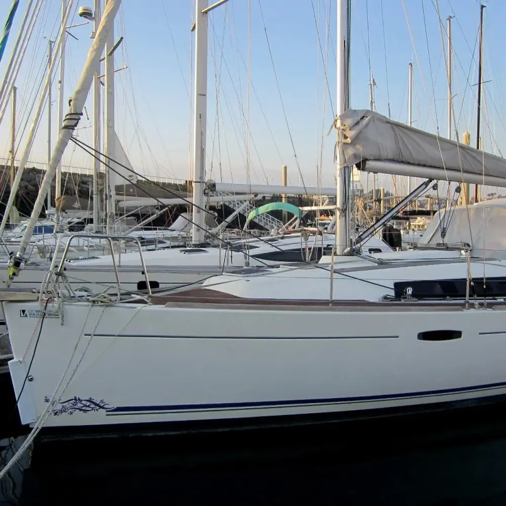 Main image of sail boat, Oceanis 31 Perig