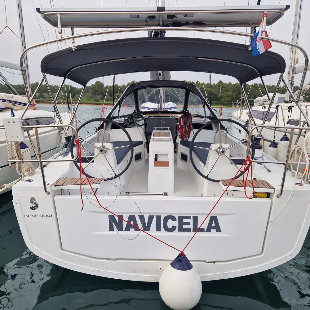 Navicela 5