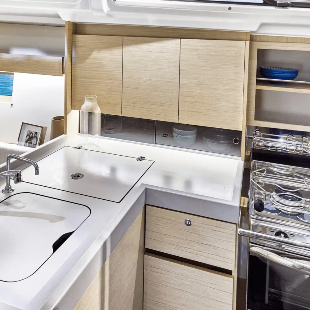 Oceanis 34.1 Premium 5
