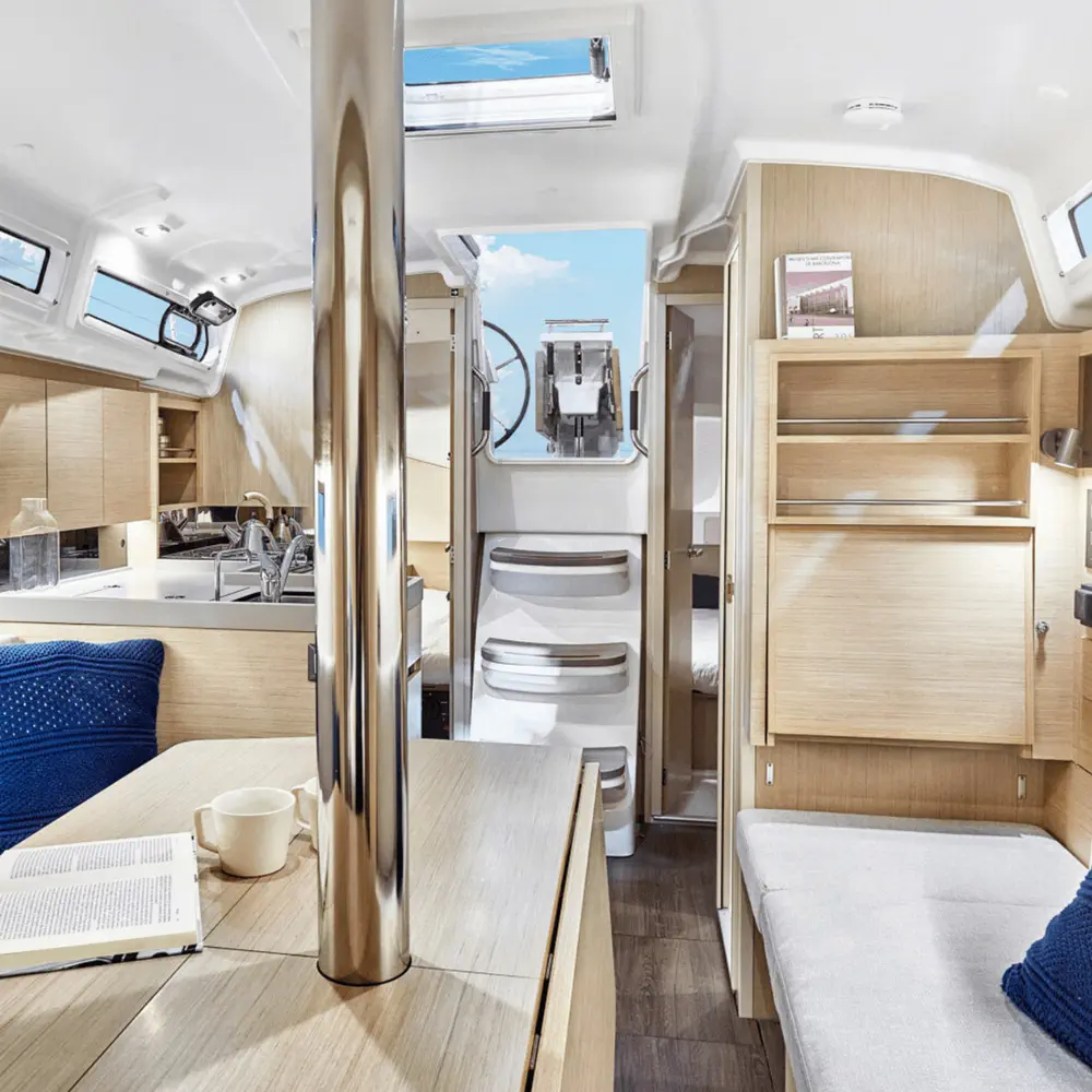 Oceanis 34.1 Premium 6