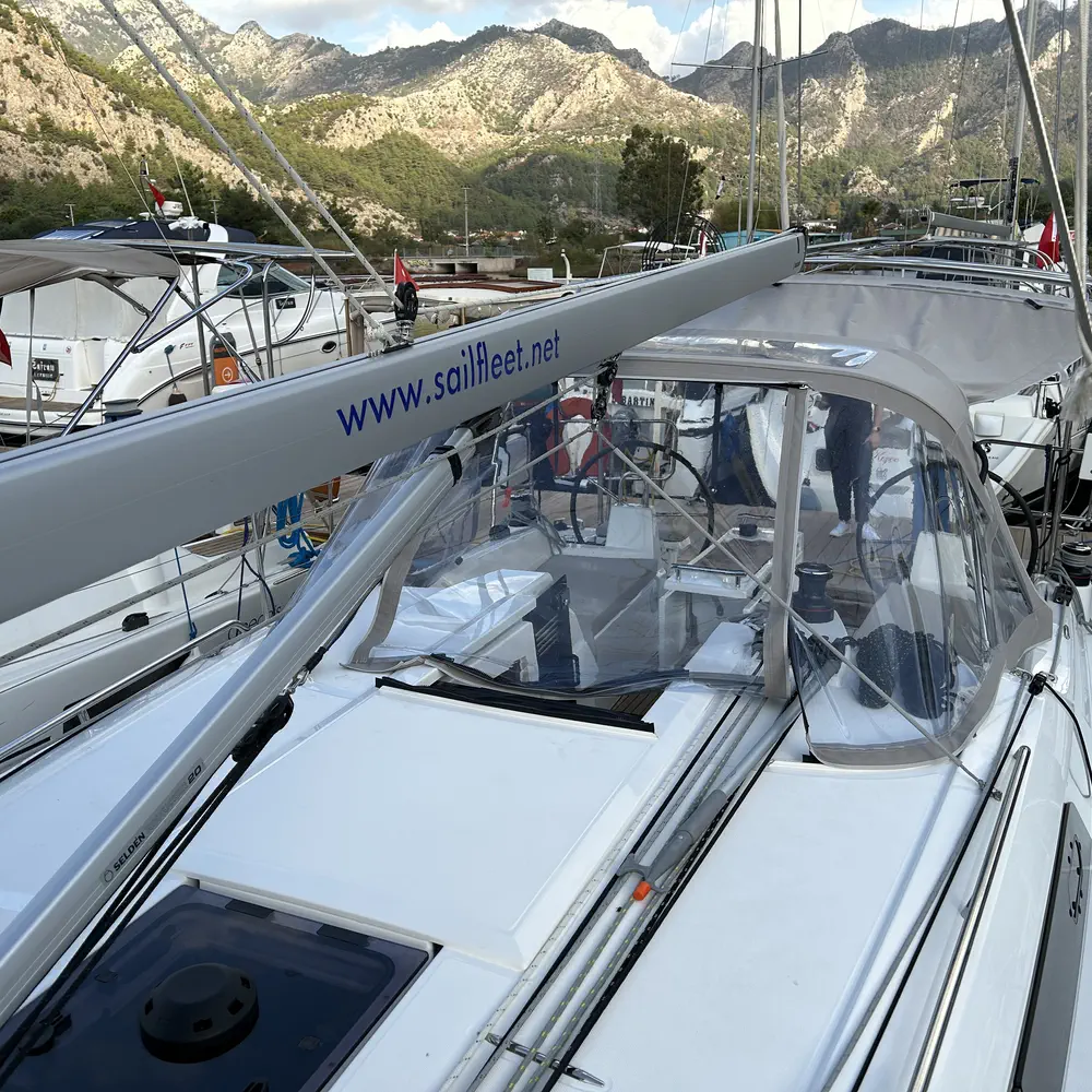 Sail Altair 1 2