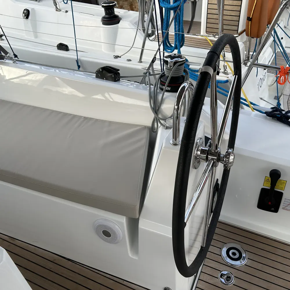 Sail Altair 1 19