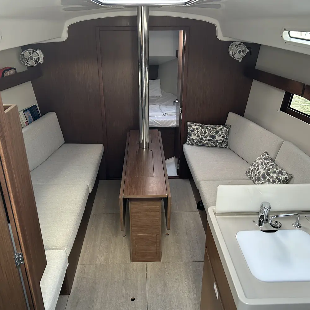 Sail Altair 1 21
