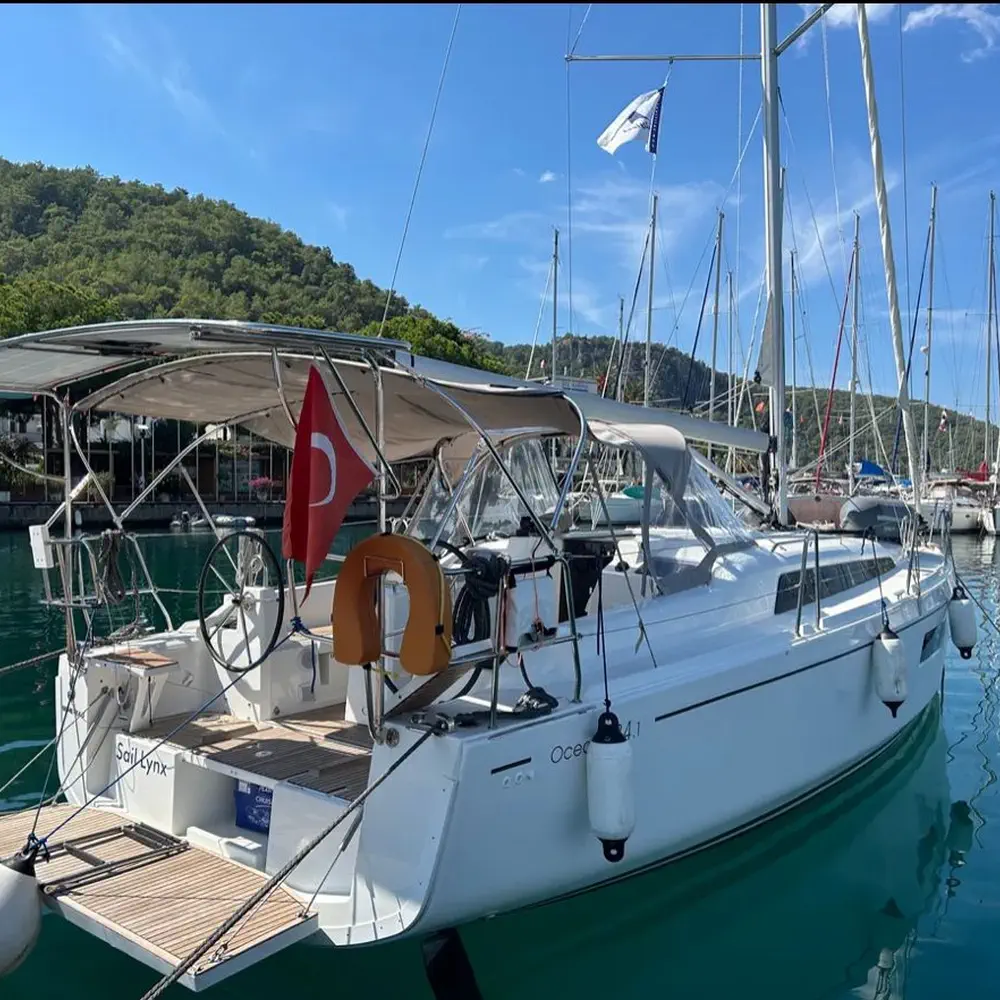 Sail Lynx 1