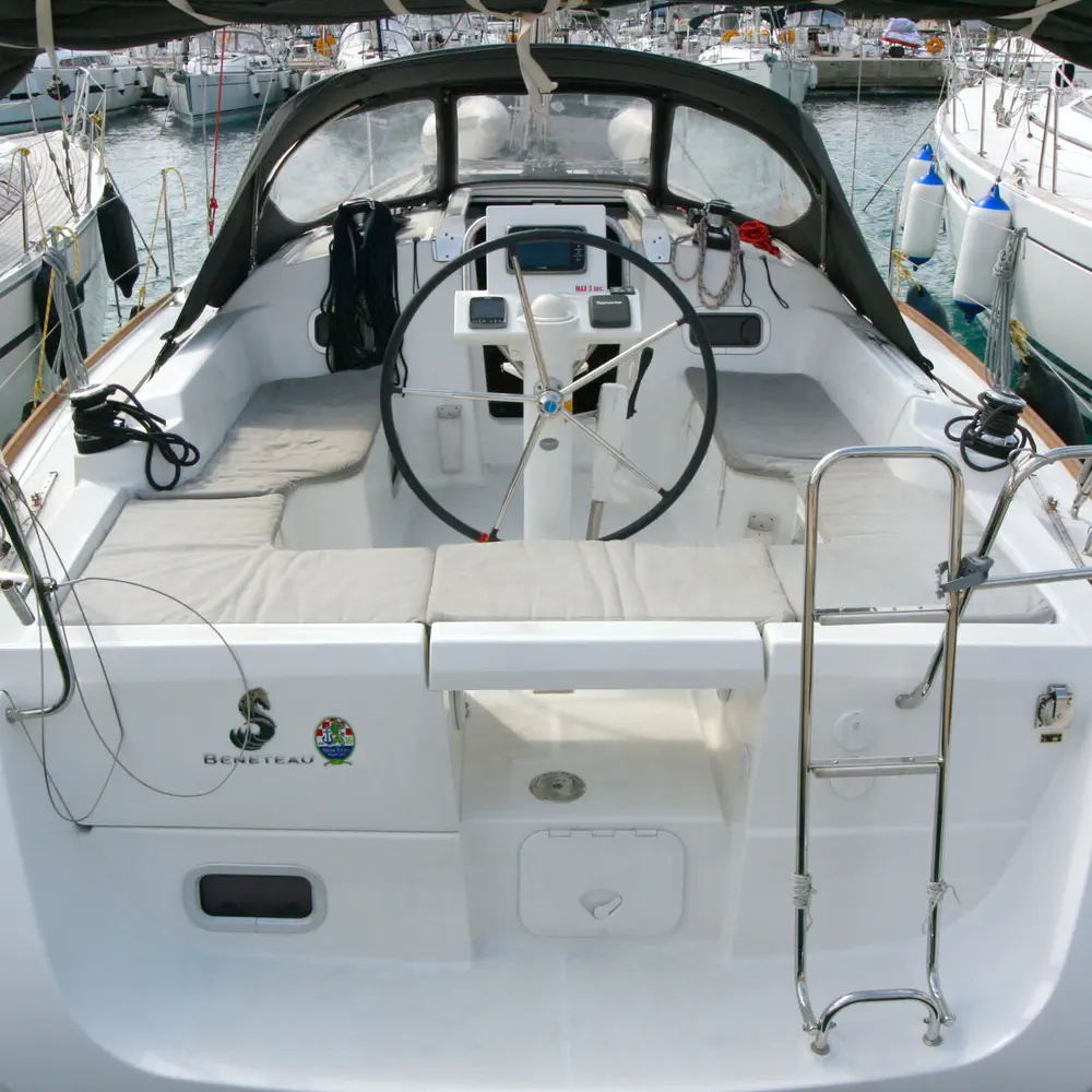 LL Skyhawk 1