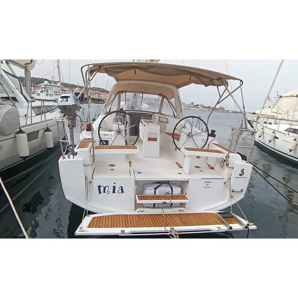 Main image of sail boat, Oceanis 35.1 Mia