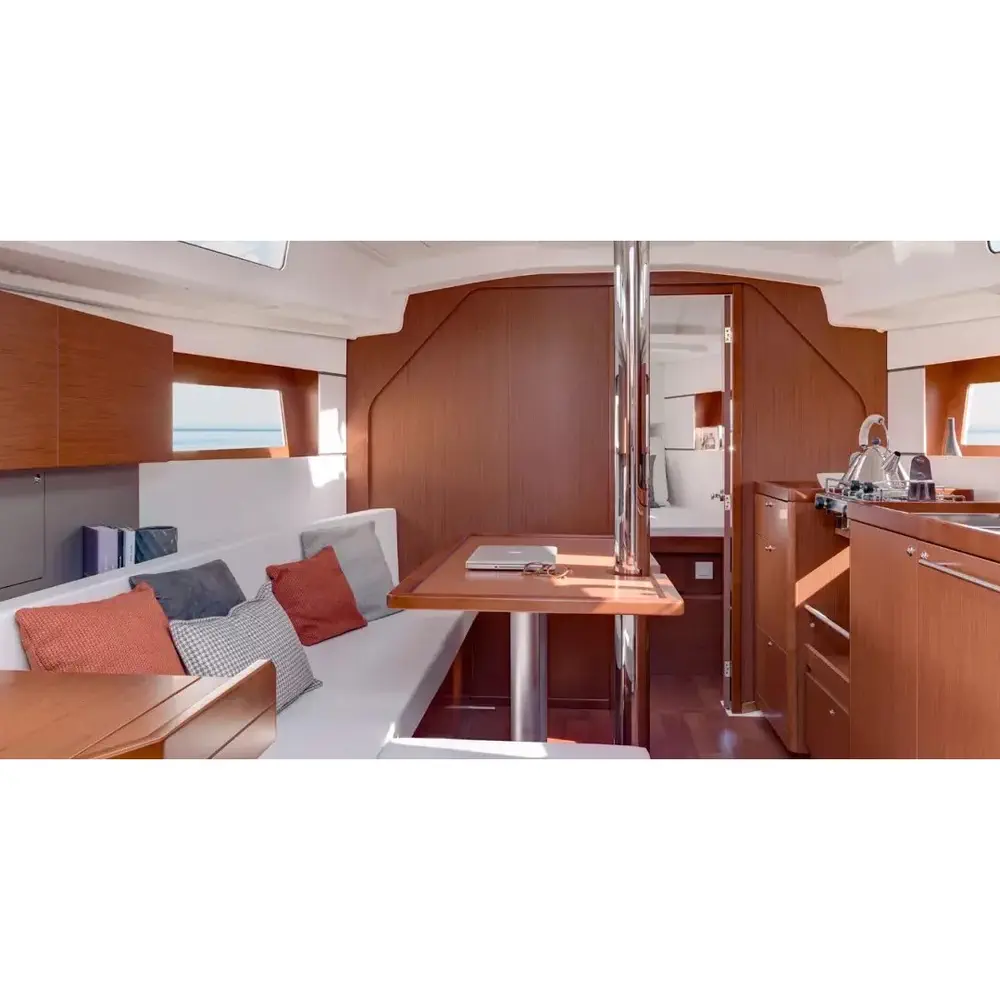 Oceanis 35 Classic 2