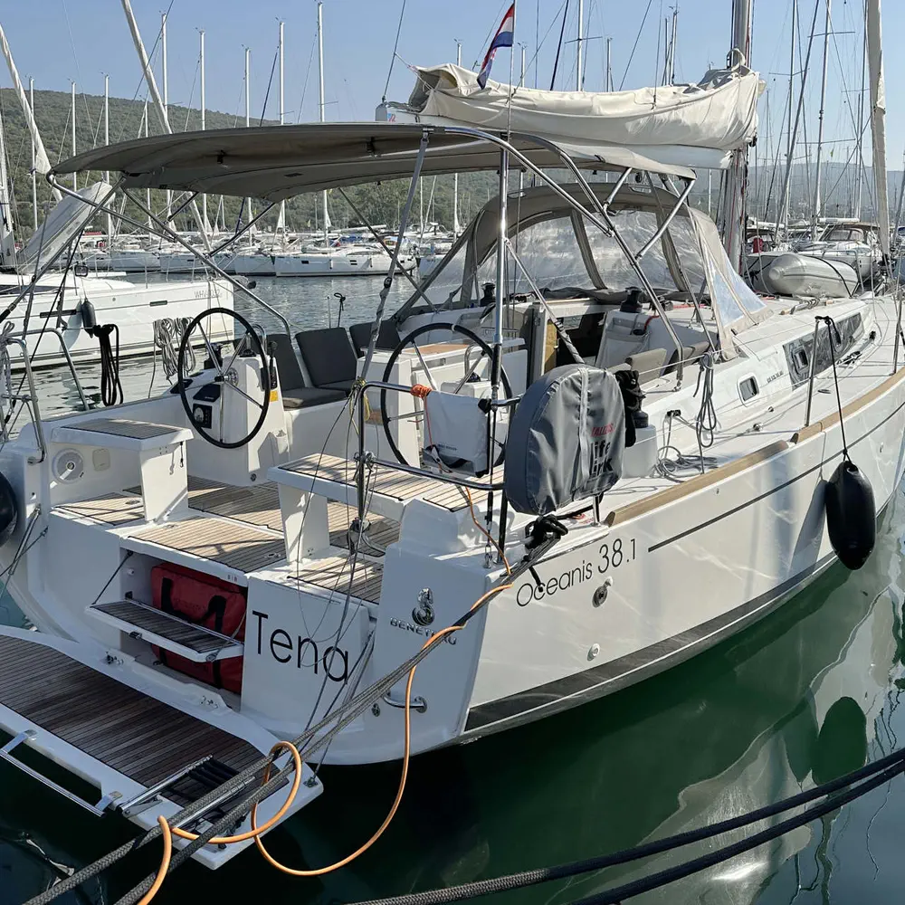 Tena 10