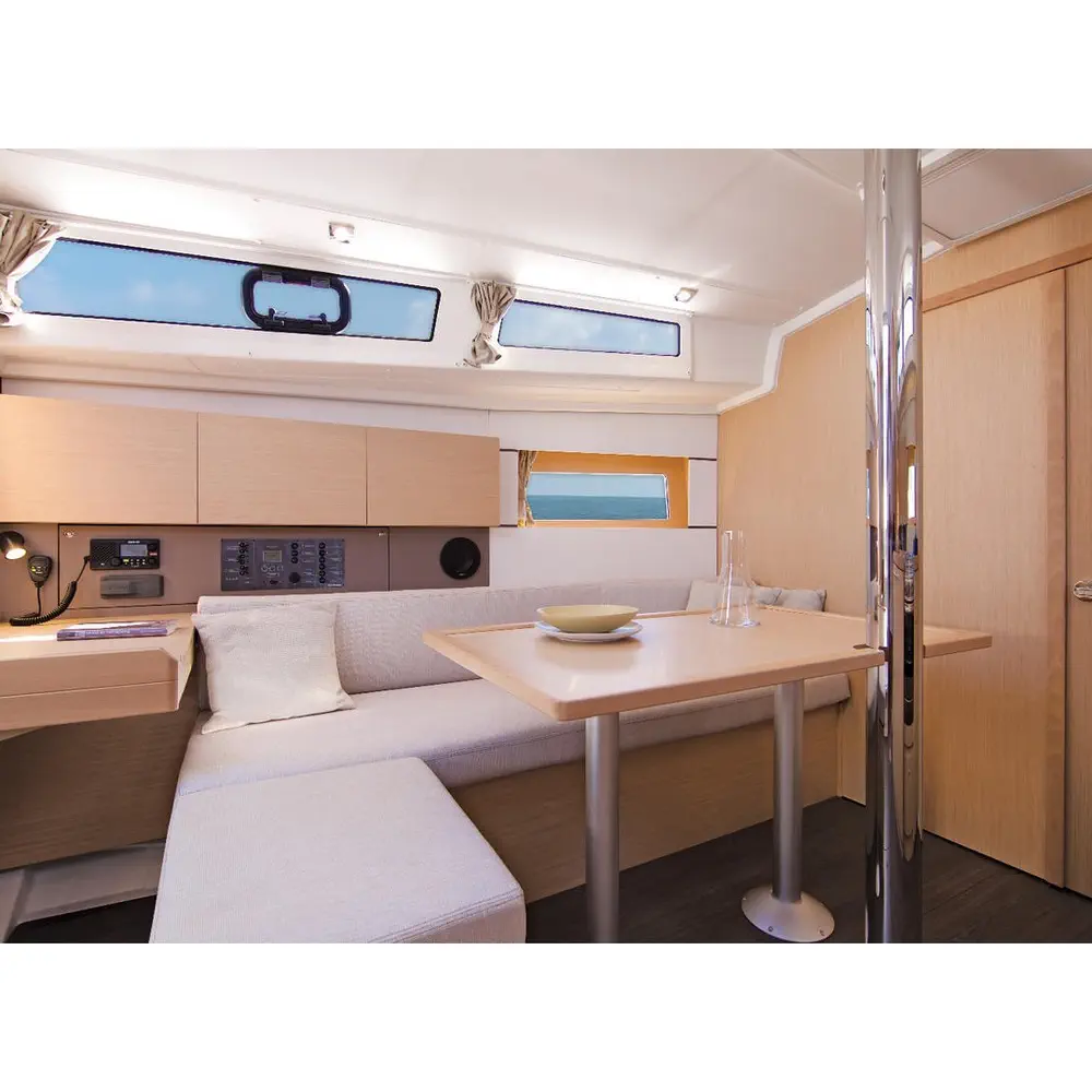 Sail Bellatrix 7