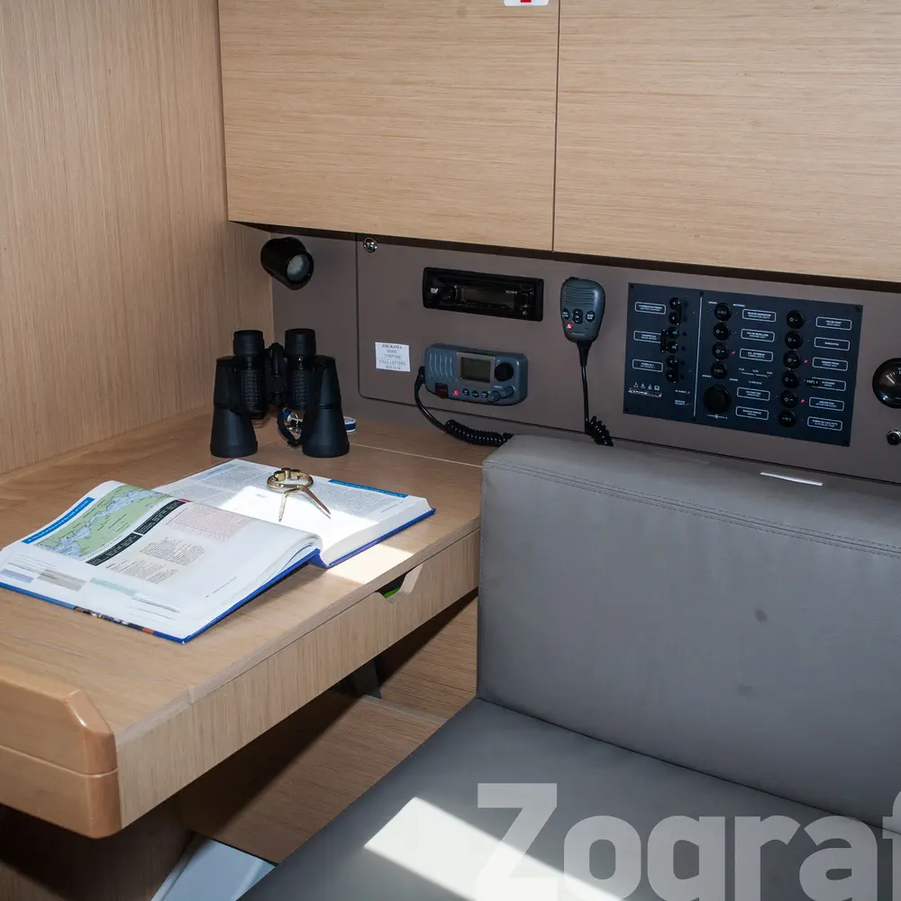 Zografia 9