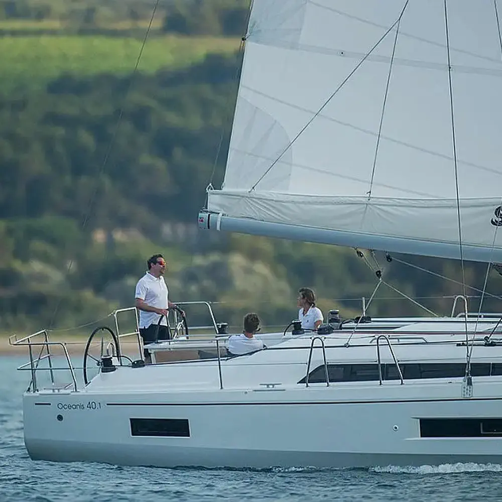 STEFANO (bowthruster, teak cockpit) 3