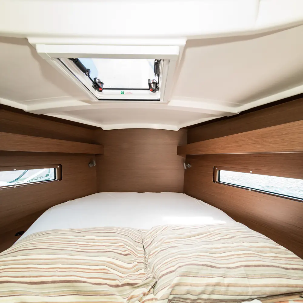 Poseidon 28