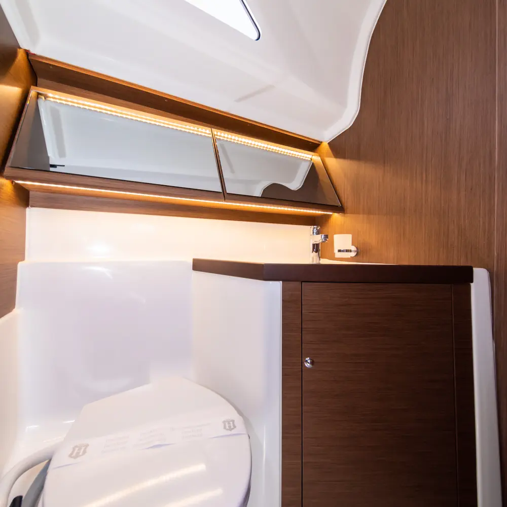 Poseidon 32