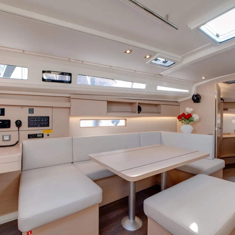 Maverick 24