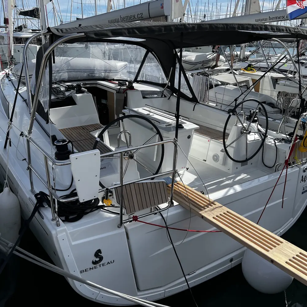 AGLAIA 4