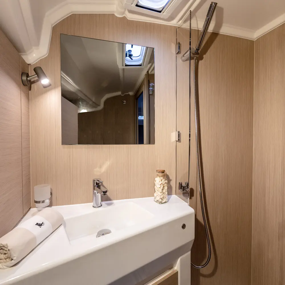 Moorings 42.3 Exclusive 4
