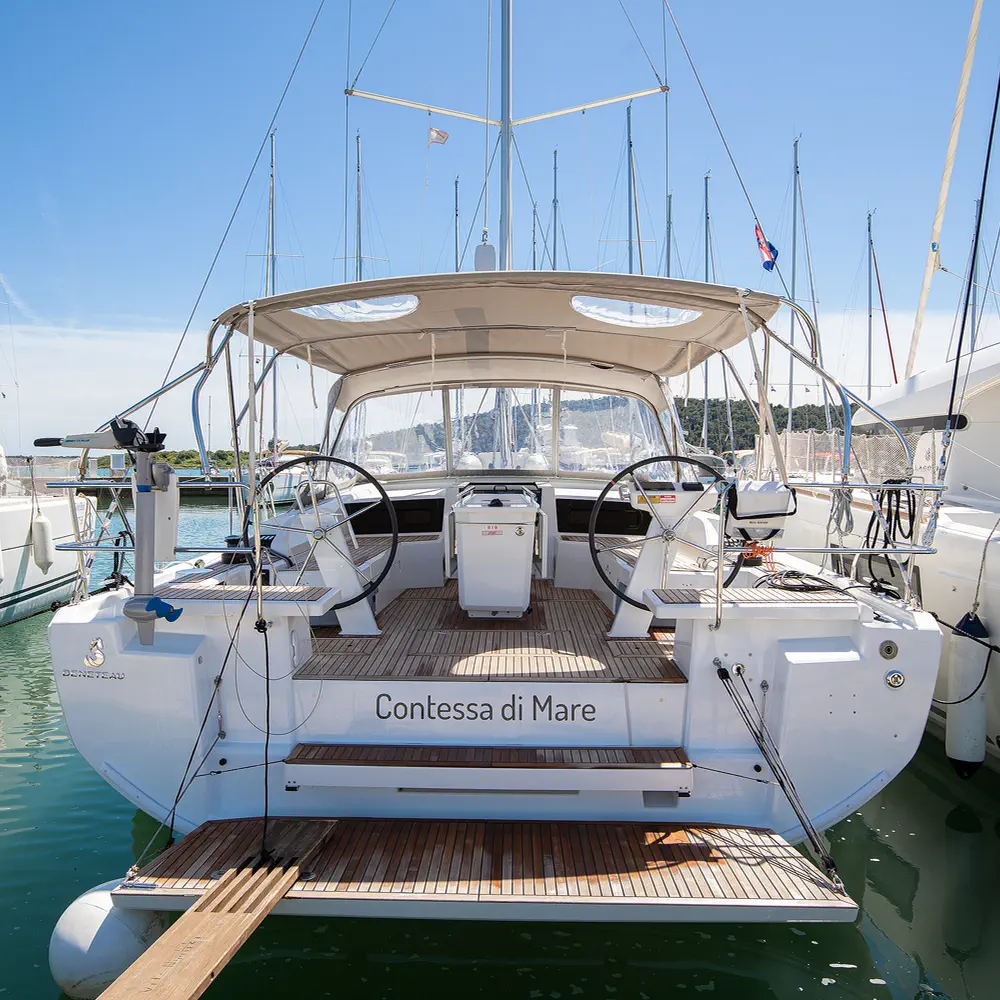 Contessa di Mare 13