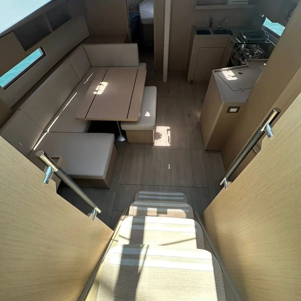 MONTEREY (bowthruster,inox gangway, solar panels, inverter, teak cockpit) 5