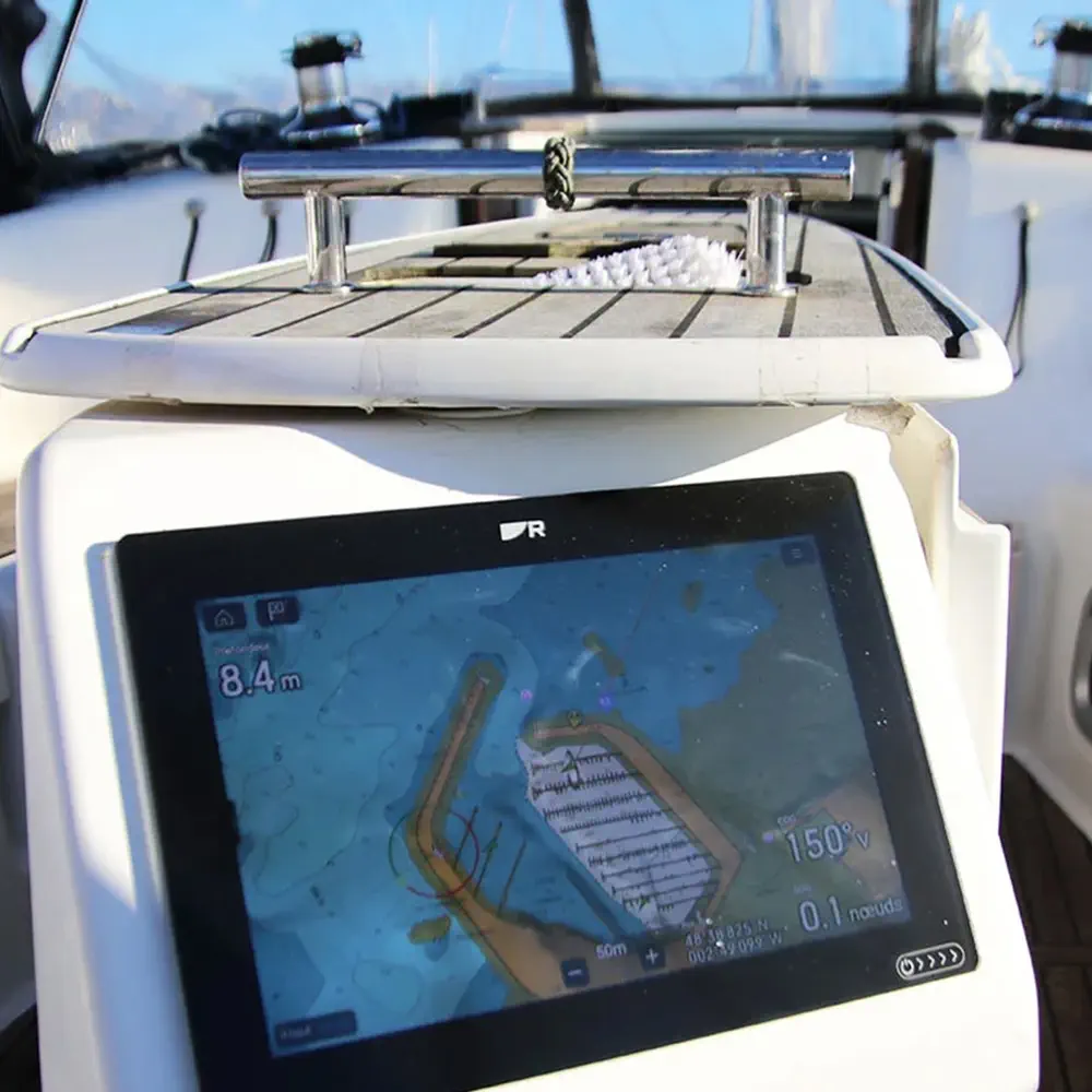 Main image of sail boat, Oceanis 40 Tizef