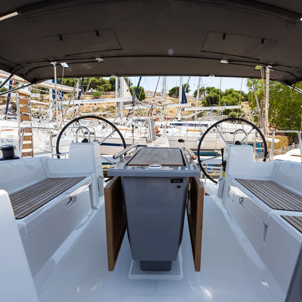 Argyroula 21