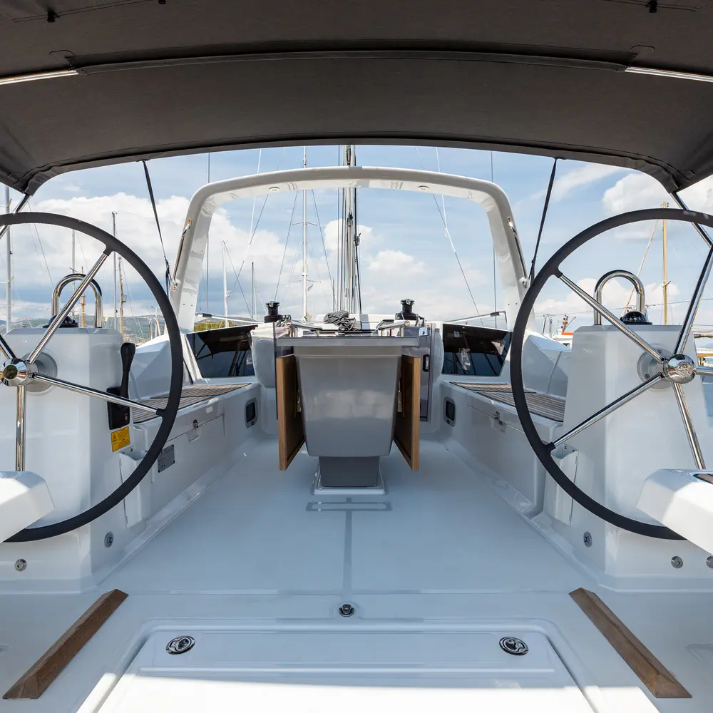 Argyroula 24