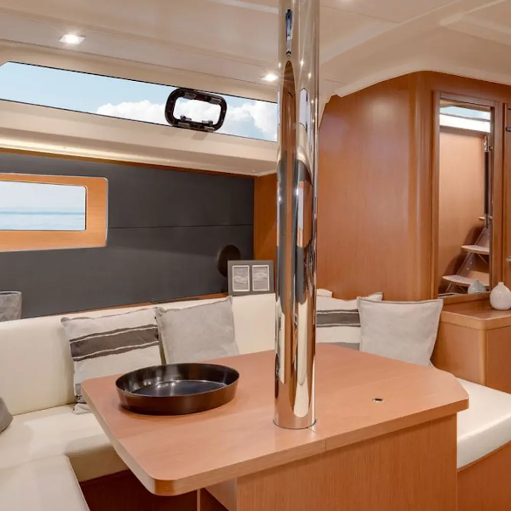 Sunsail 41.1 Classic 1