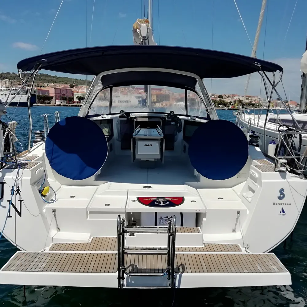 Main image of sail boat, Oceanis 45 JN