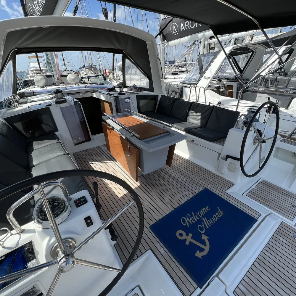 Aurora 18