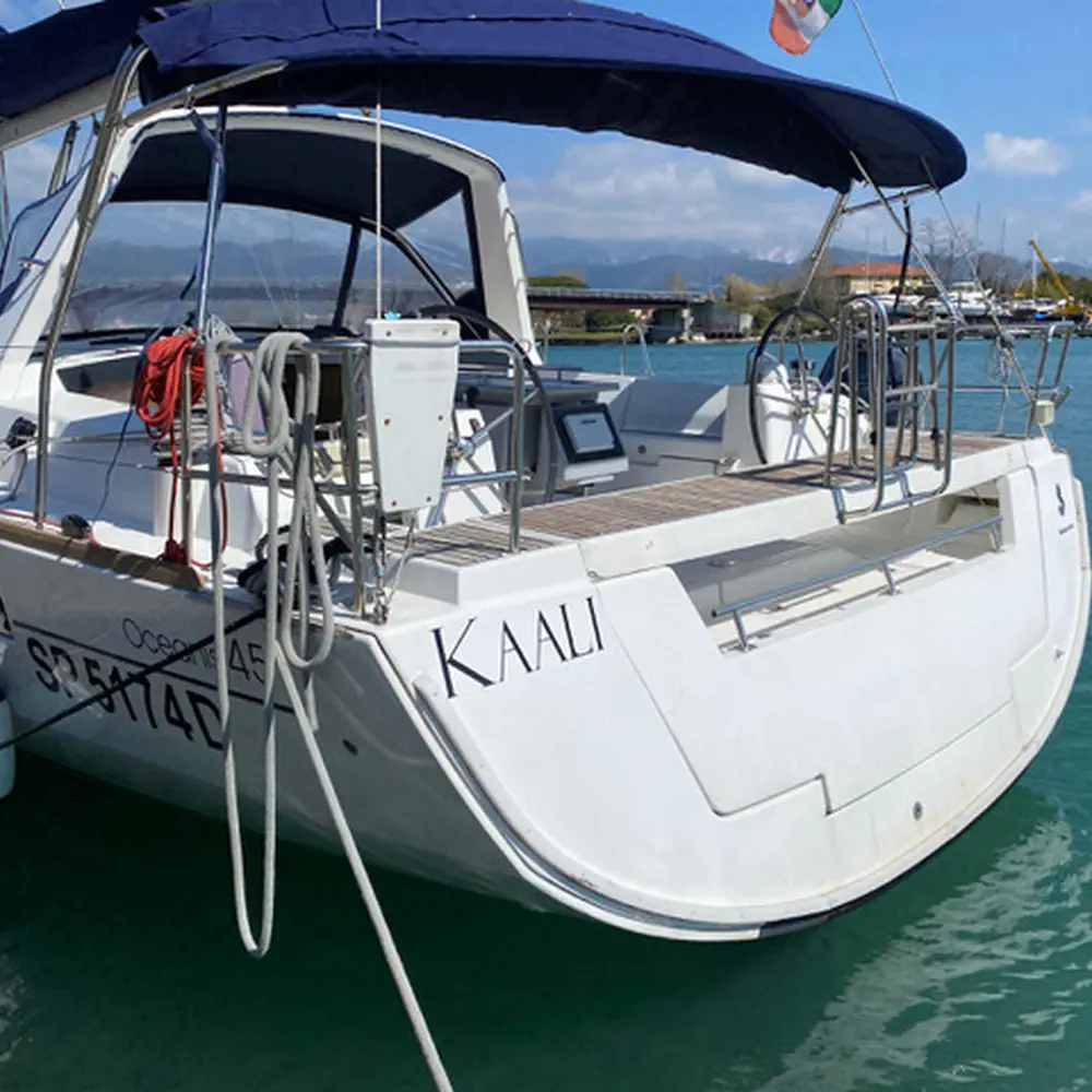 https://dsmkaagprkqin.cloudfront.net/images/beneteau/sail-boat/oceanis-45/5295379440000106292-1746631478492592480-kaali-1000x1000.webp