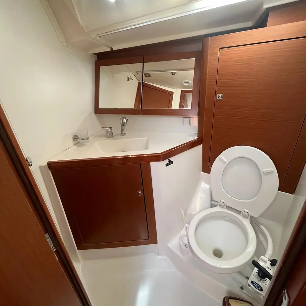 ADA 3 1