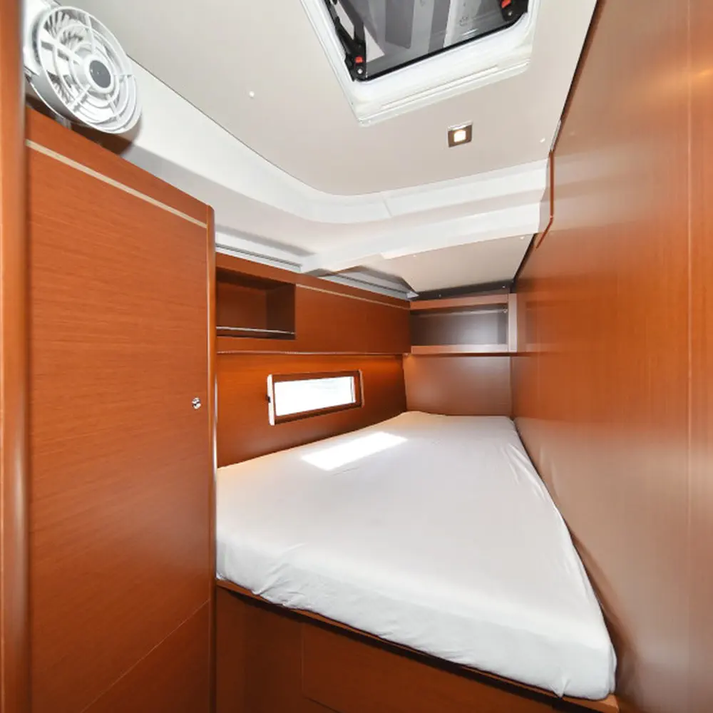 Antonela M  22