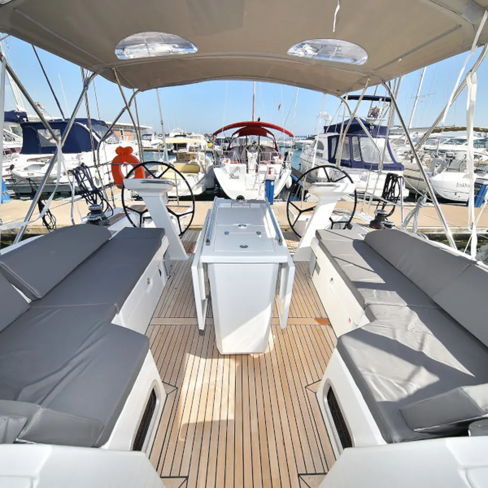 Antonela M  66