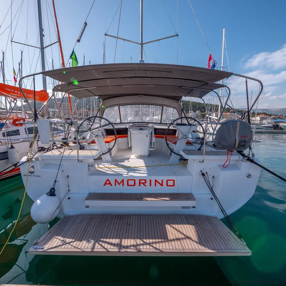 AMORINO 8