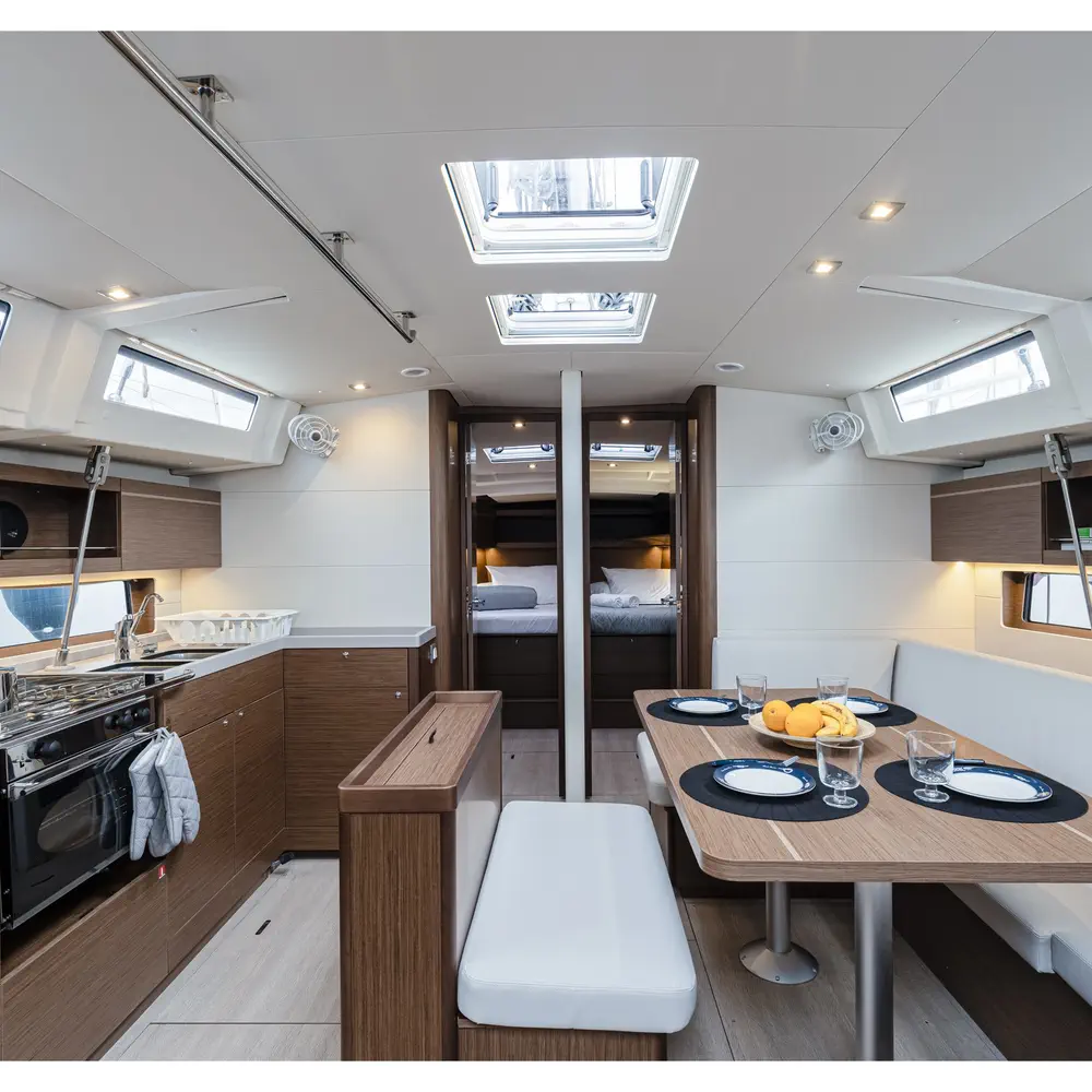 Vienna Princess | Bow Thruster, Solar Panel, 12 pax 16