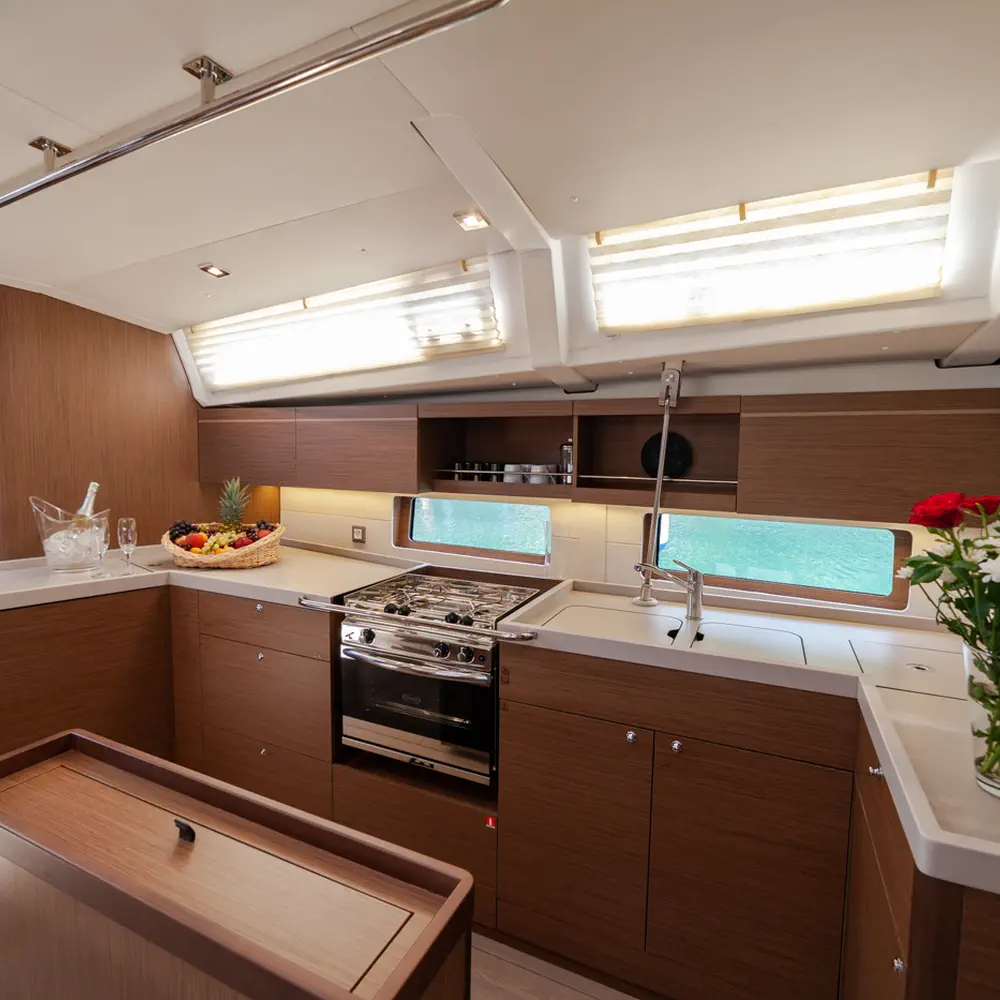 Sail Delta 18