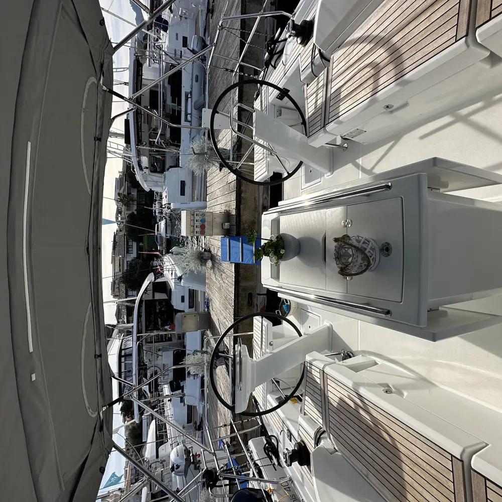 Moonraker 16