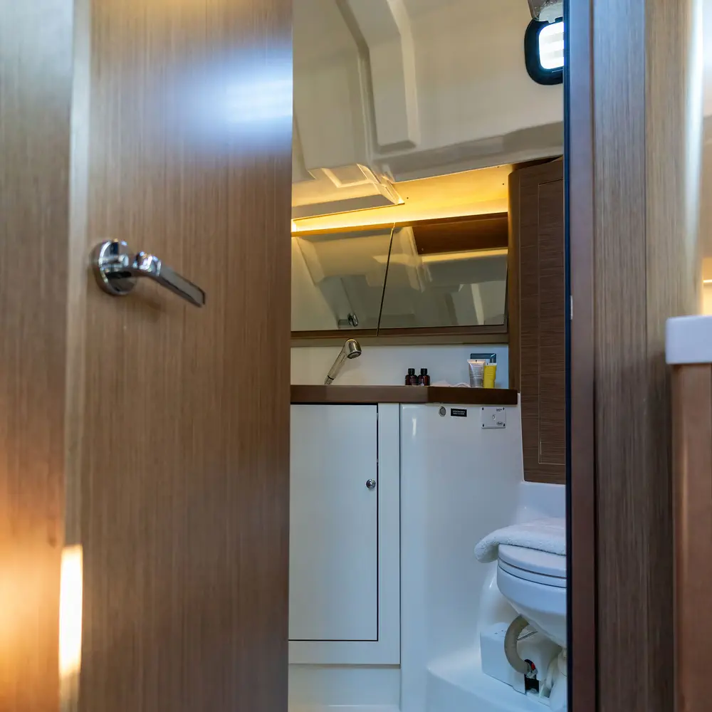"Blue Odyssey, Beneteau Oceanis 46.1, 2020" 9