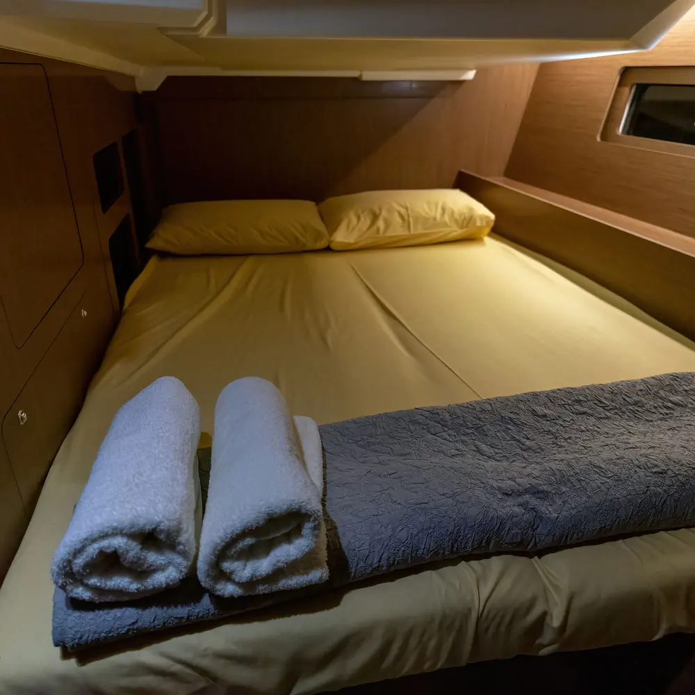 "Blue Odyssey, Beneteau Oceanis 46.1, 2020" 26