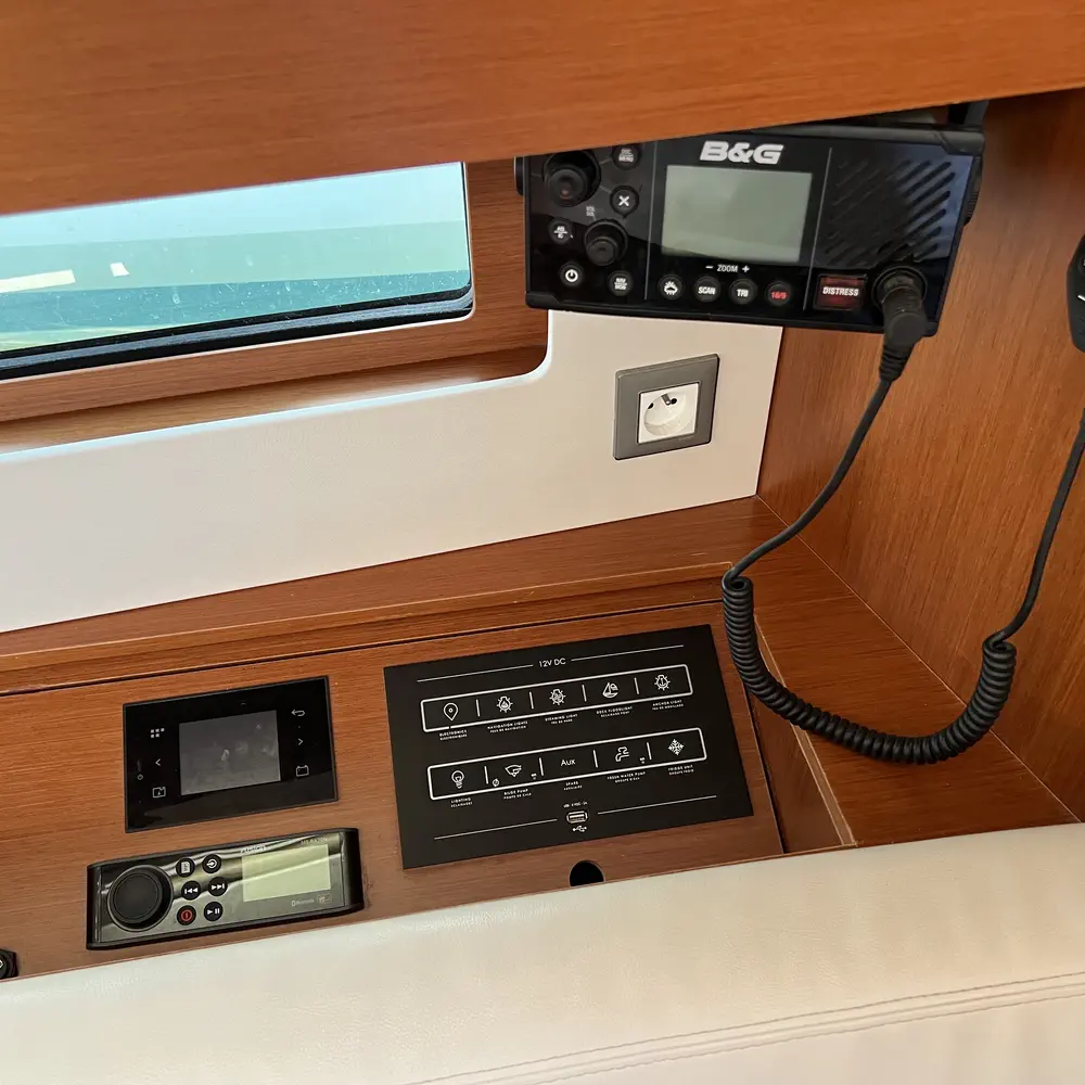 Ostria 14