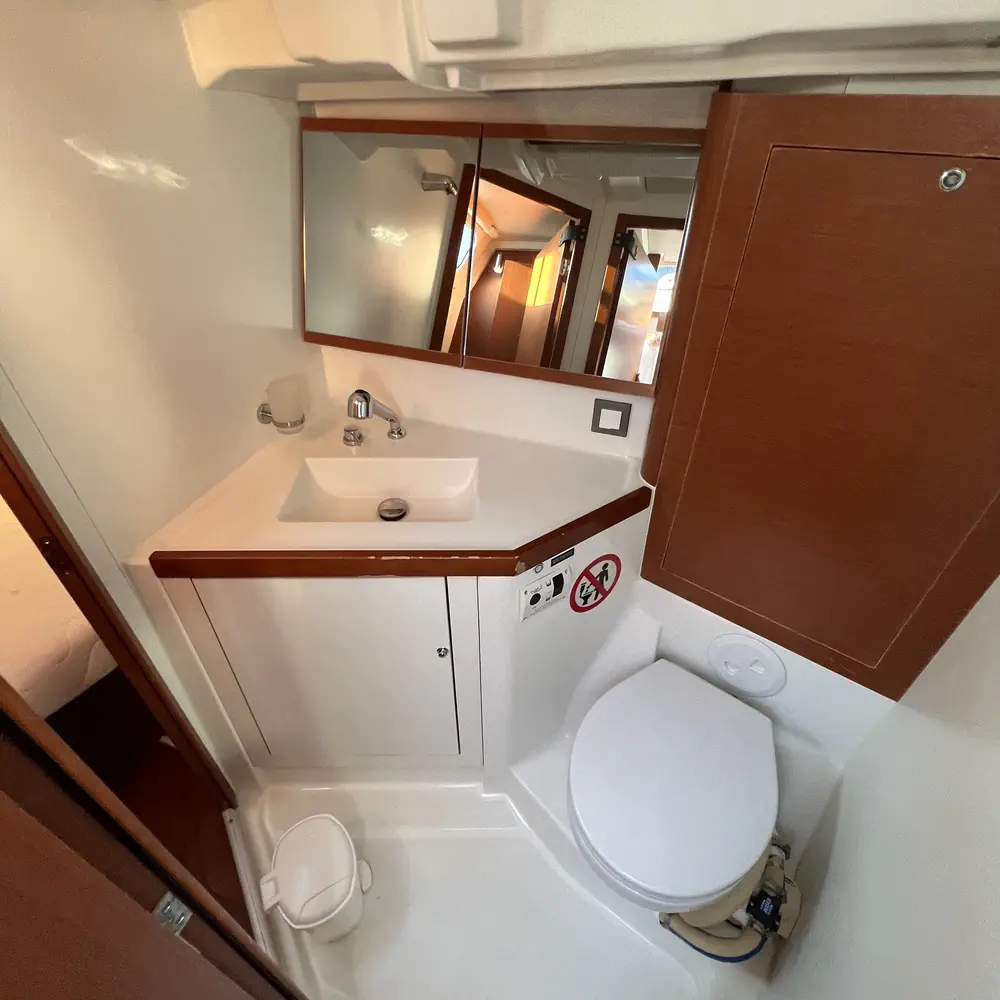 Ostria 22