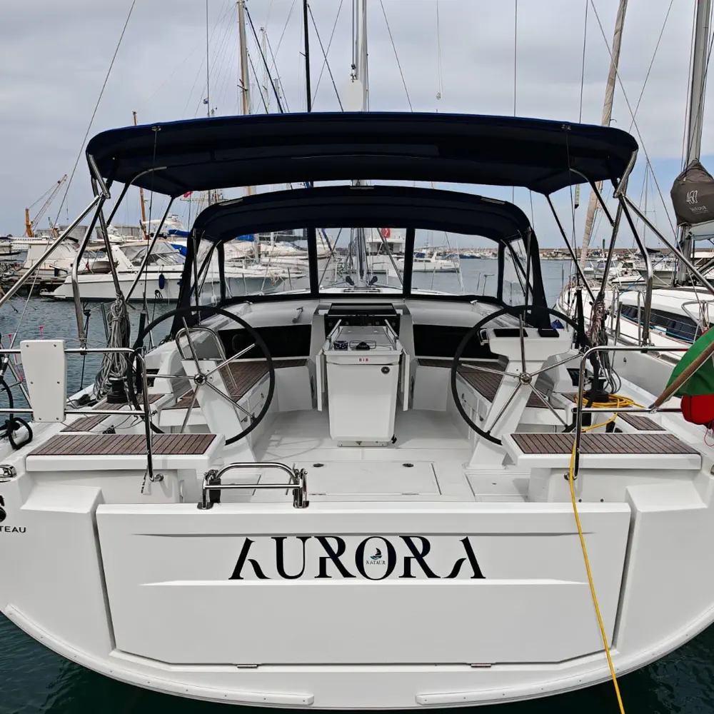 https://dsmkaagprkqin.cloudfront.net/images/beneteau/sail-boat/oceanis-46-1/4704411230504252-1746640622059617409-aurora-1000x1000.webp