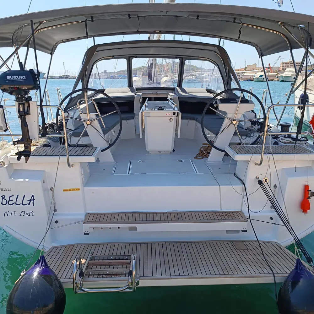 Bella 6