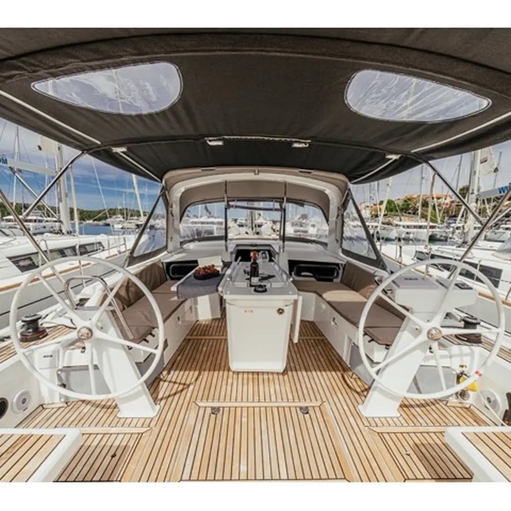 HERA 13