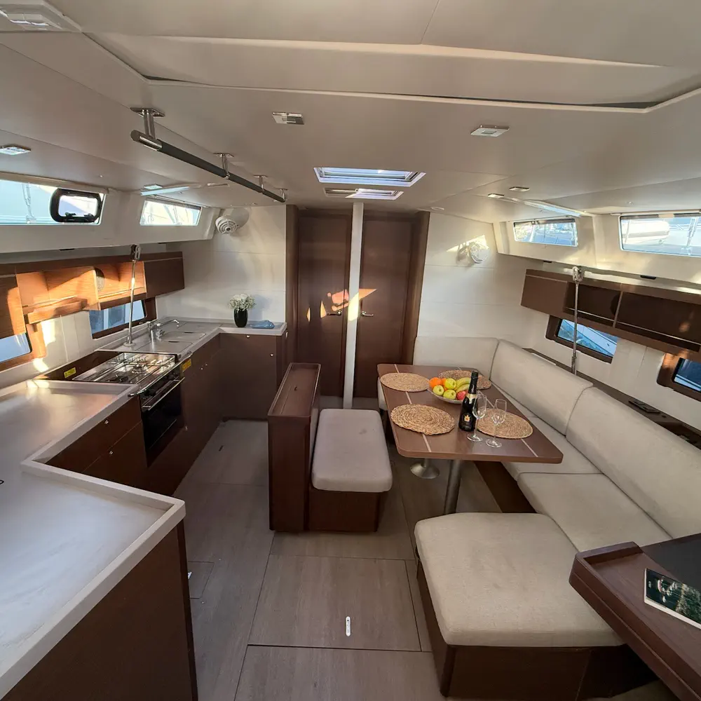 Athena 5 8