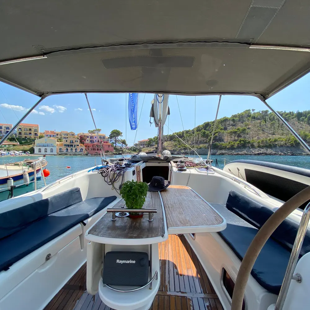Victoria 4