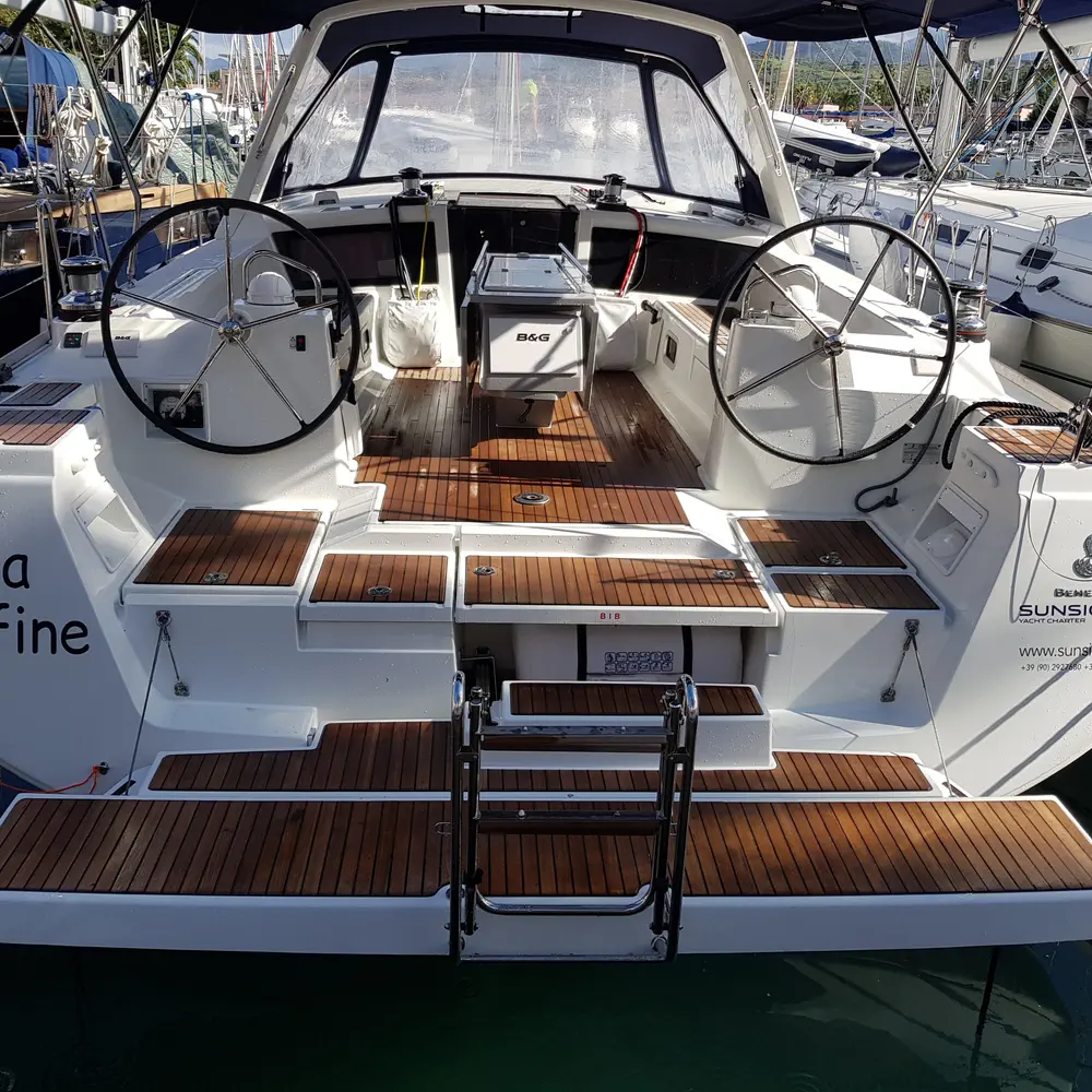 Senza Fine  ( A/C and Generator ) 3