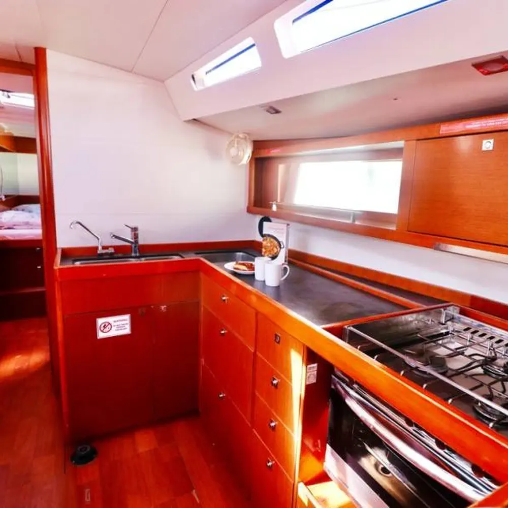 Oceanis 48 Classic 6
