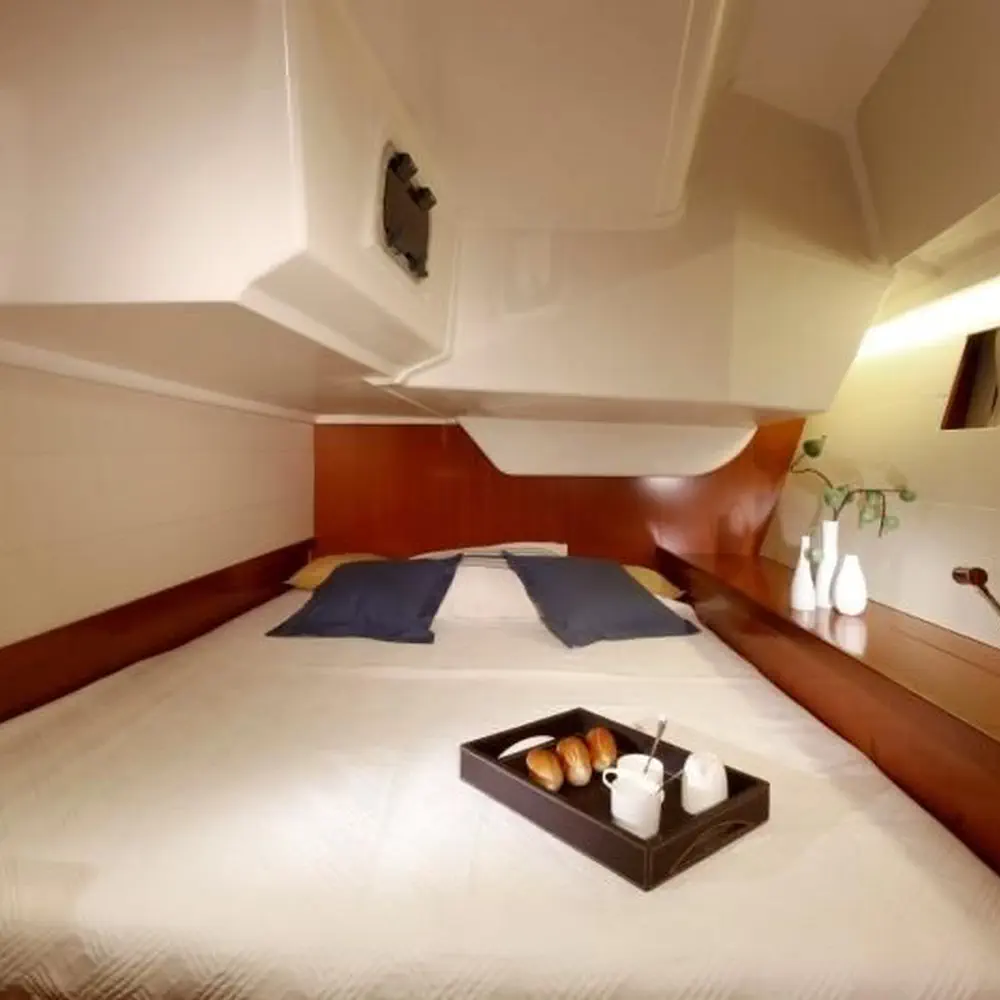 Nabucco: Aft cabin #1 (Cabin Chrter - 2 pax) Fully Crewed, ALL EXPENSES 11