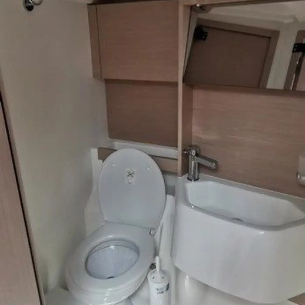LIVING IN SEA (generator, air condition, teak cockpit, pearl grey hull, 1 SUP free of charge) 4