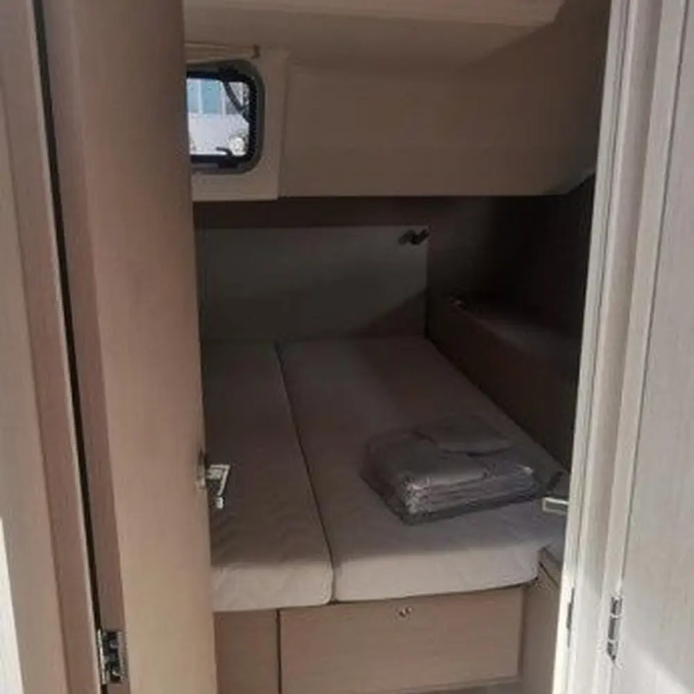 LIVING IN SEA (generator, air condition, teak cockpit, pearl grey hull, 1 SUP free of charge) 8
